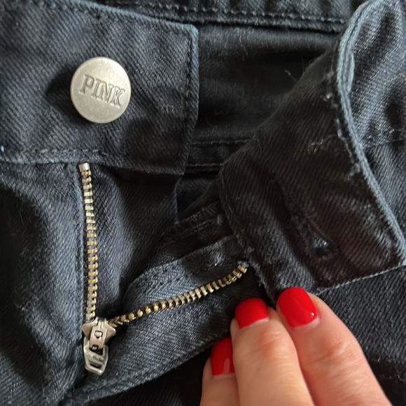 Victoria secrets PINK cutoff jean short size 2 - Picture 3 of 5